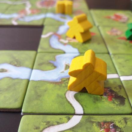 jeu de société avec tuiles et pions